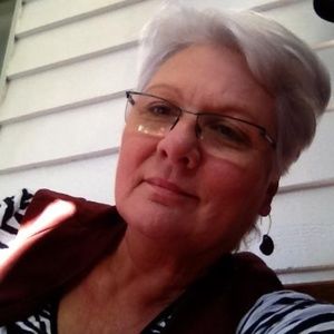 Meet your Posher, Paula